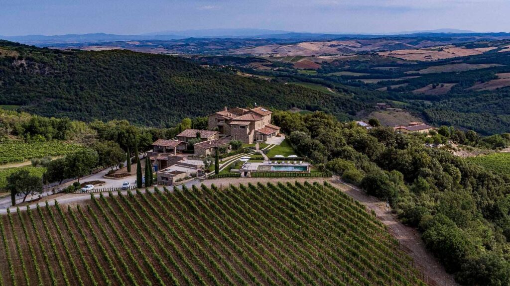 Cantine Mastrojanni-veduta-Invive Milano